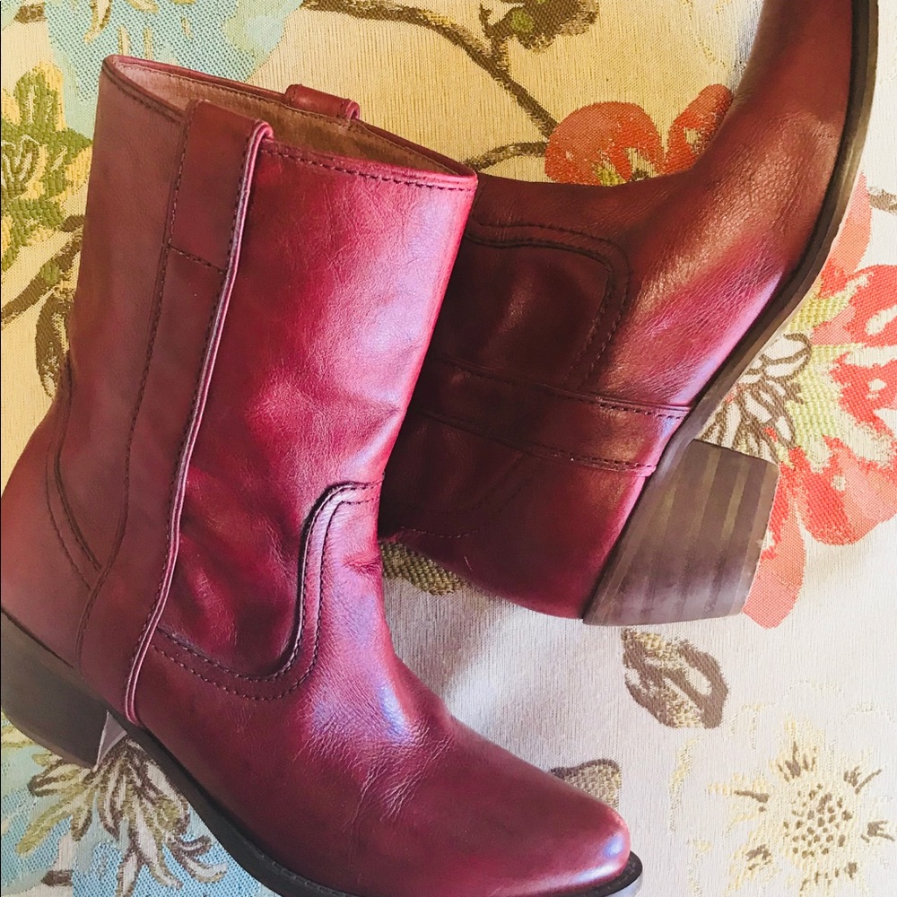 Steve Madden Red cowgirl boots